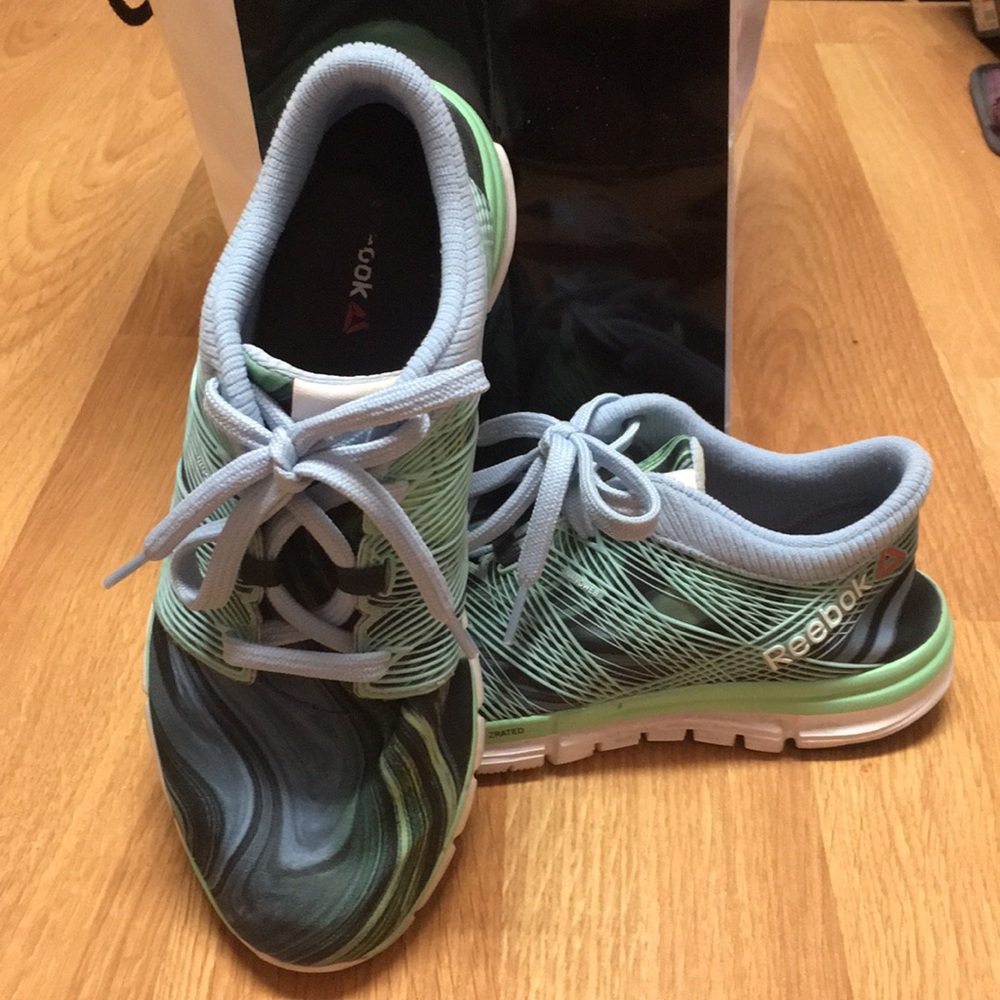 Reebok Zquick Goddess 2.0 Women’s Sneakers Sz 8